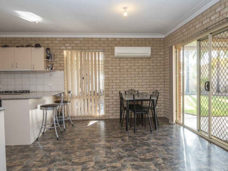 11 Lakeside Drive, Lake Boga VIC 3584