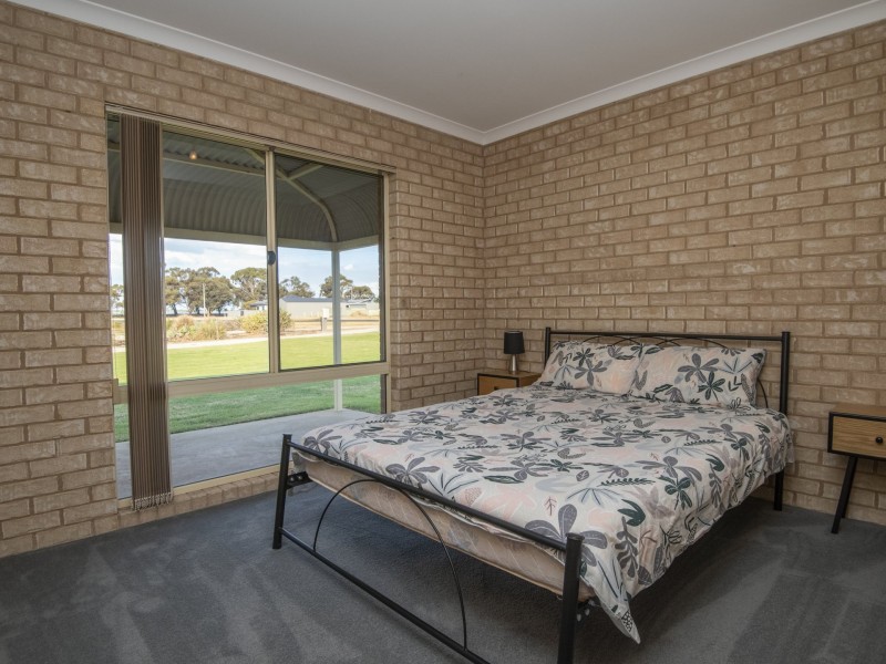 11 Lakeside Drive, Lake Boga VIC 3584
