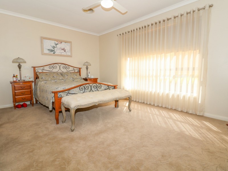 5 Kerang Street, Lake Boga VIC 3584