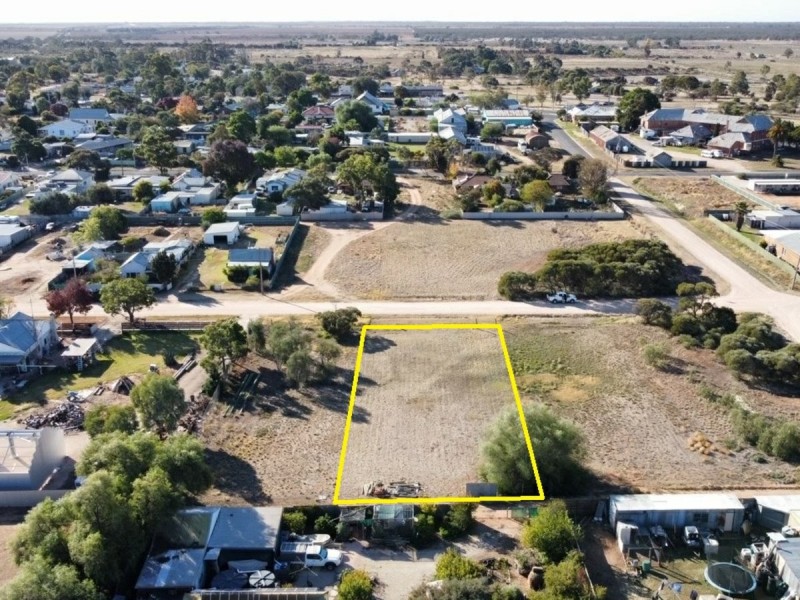 27 Donald Street, Nyah West VIC 3595