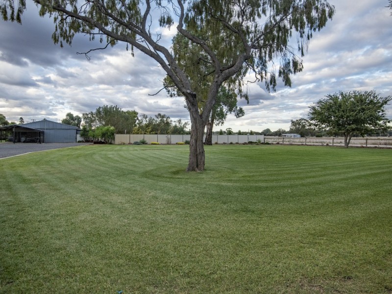 36 Bombardieri Lane, Swan Hill VIC 3585
