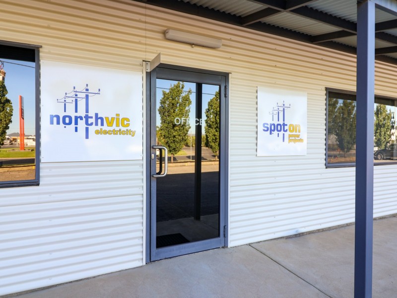 7 & 9 Jennings Road, Swan Hill VIC 3585