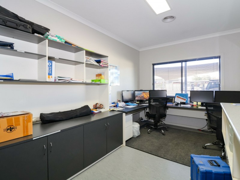 7 & 9 Jennings Road, Swan Hill VIC 3585