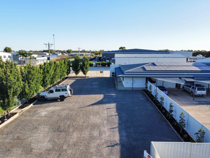 7 & 9 Jennings Road, Swan Hill VIC 3585