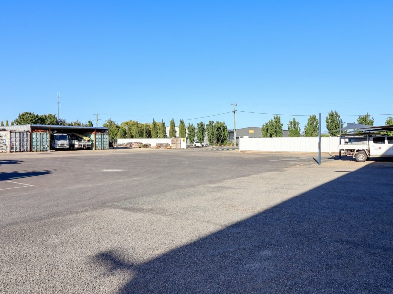 7 & 9 Jennings Road, Swan Hill VIC 3585