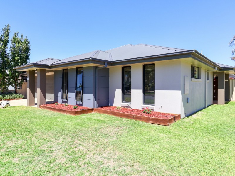 13 Redgum Street, Swan Hill VIC 3585