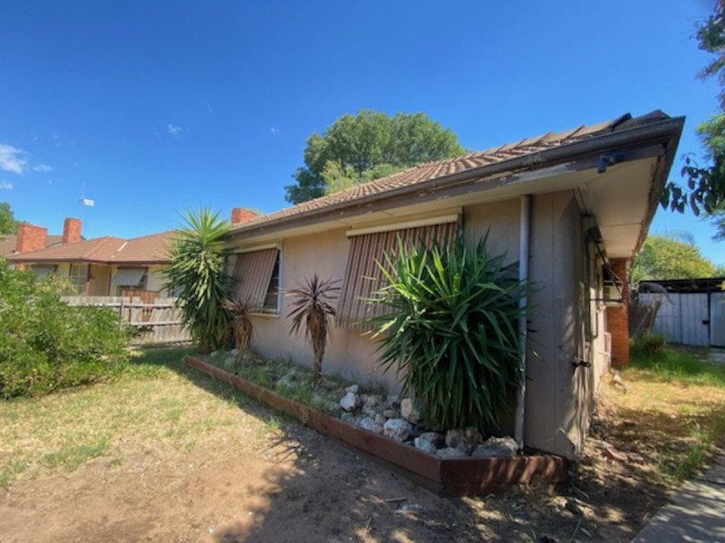 18 Mundle Avenue, Swan Hill VIC 3585