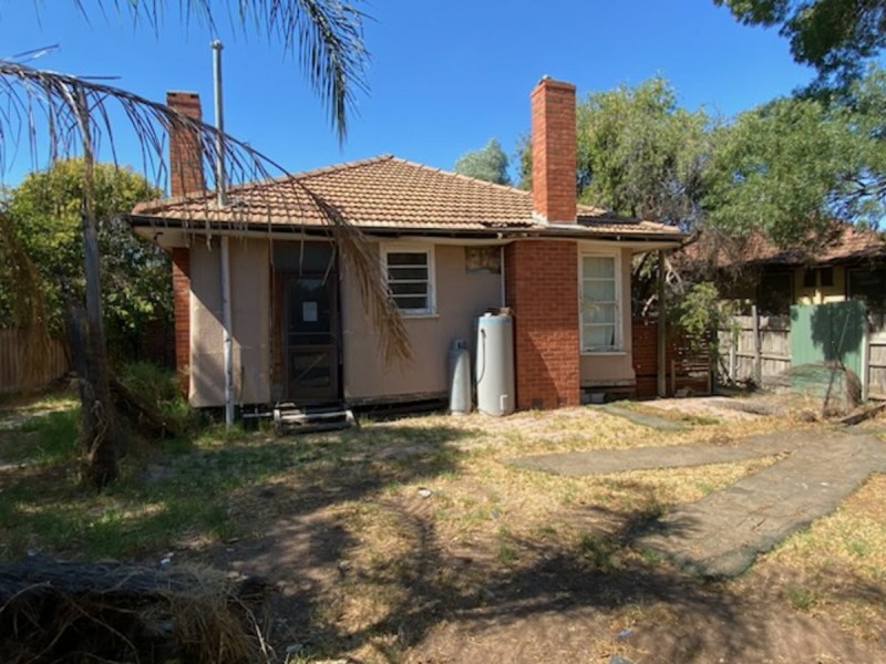 18 Mundle Avenue, Swan Hill VIC 3585