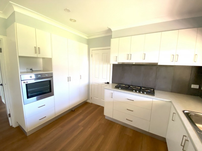 8 Ashton Street, Swan Hill VIC 3585