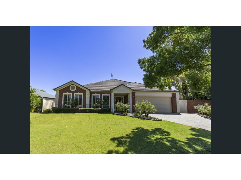 26 Goldfinch Court, Murray Downs NSW 3585