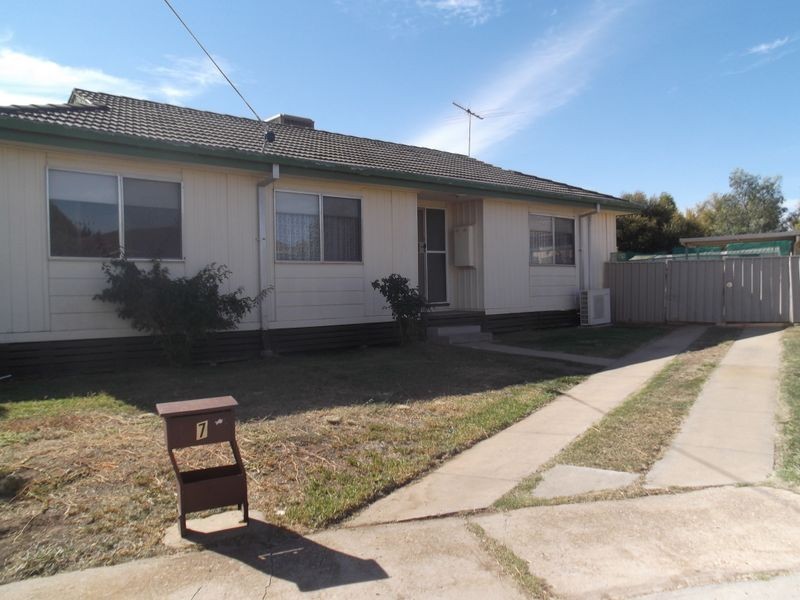 7 Storer Court, Swan Hill VIC 3585