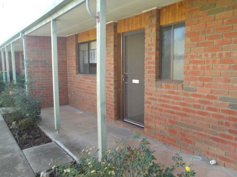 2/5 Parnee Street, Swan Hill VIC 3585