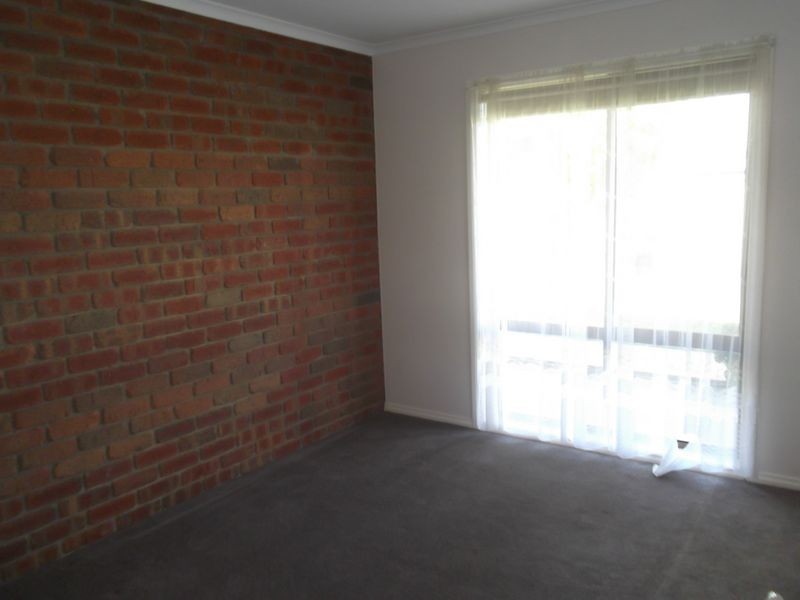 2/5 Parnee Street, Swan Hill VIC 3585