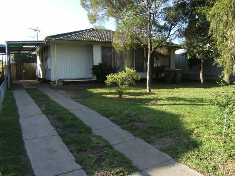 4 McAdam Court, Swan Hill VIC 3585