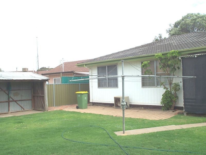 4 McAdam Court, Swan Hill VIC 3585