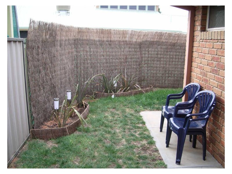 2/14 Makepeace Street, Swan Hill VIC 3585