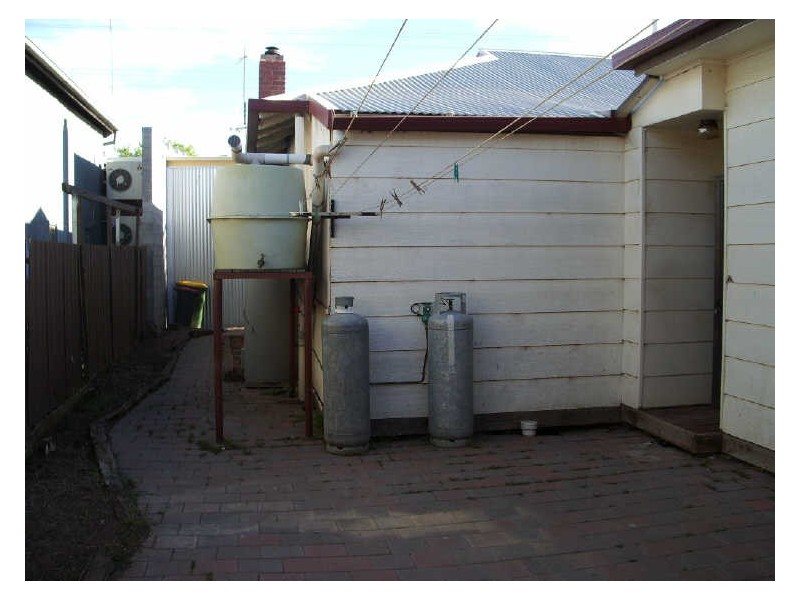 8 Chapman Street, Swan Hill VIC 3585