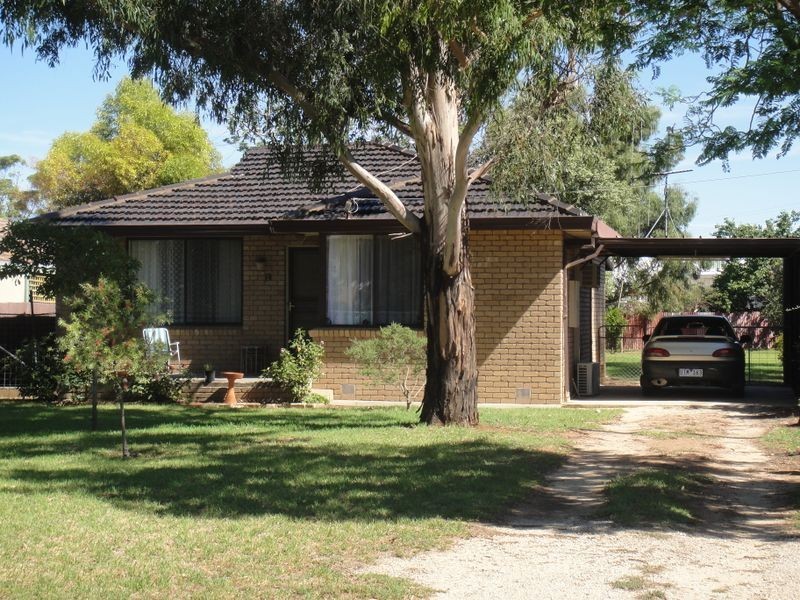 1 Wycombe Court, Lake Boga VIC 3584