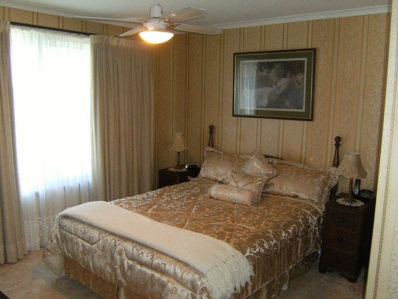 28 Jacaranda Crescent, Lake Boga VIC 3584