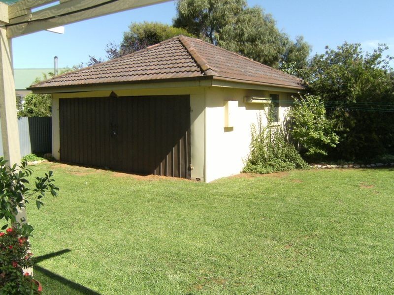 28 Jacaranda Crescent, Lake Boga VIC 3584