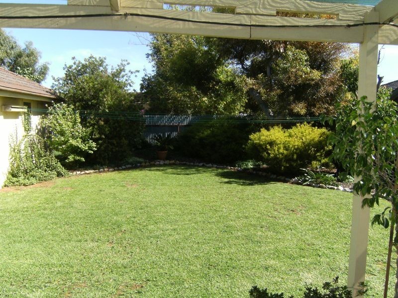 28 Jacaranda Crescent, Lake Boga VIC 3584