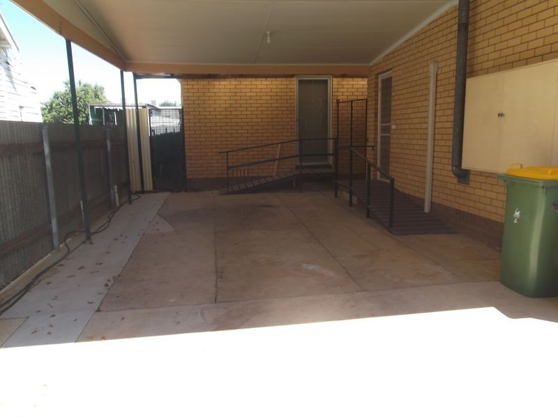 1/160 Curlewis Street, Swan Hill VIC 3585