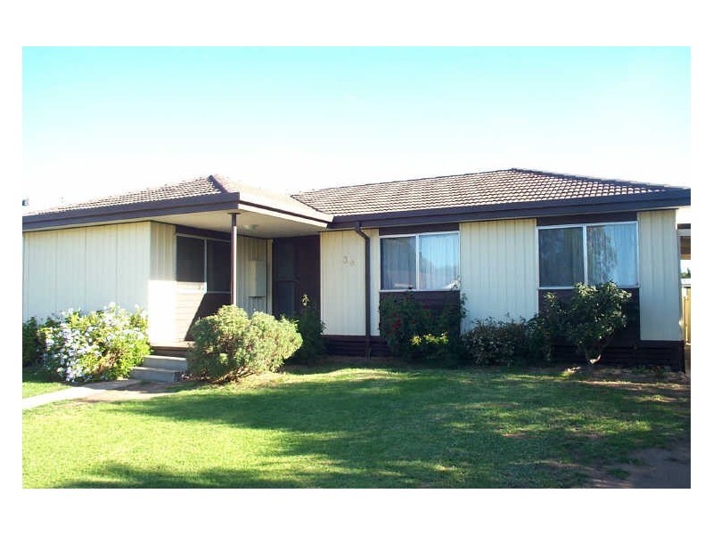 36 Harrison Crescent, Swan Hill VIC 3585