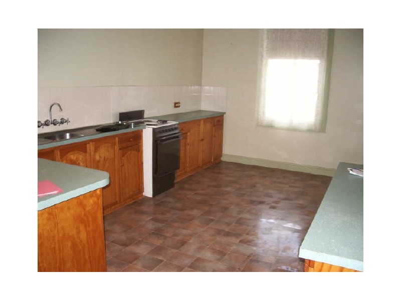 16 Dallas Street, Lake Boga VIC 3584