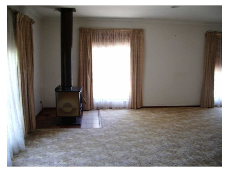 9 Cobham Avenue, Swan Hill VIC 3585