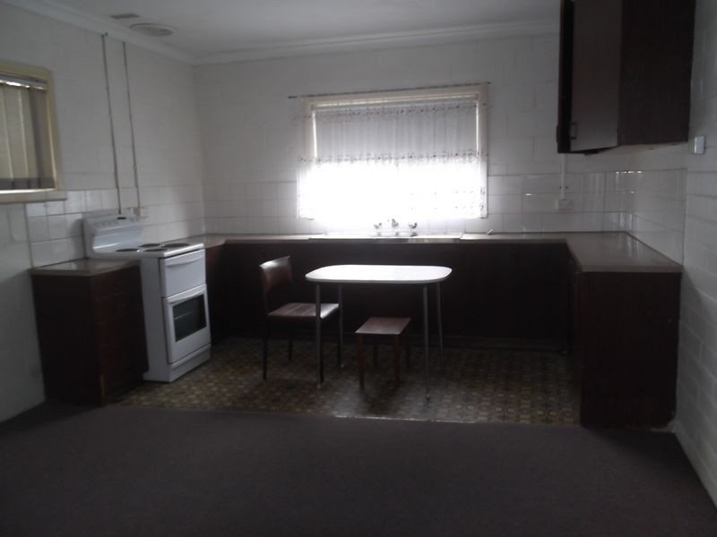 4/4-6 Staley Court, Swan Hill VIC 3585