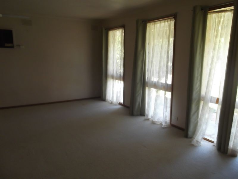 6 Livingston Court, Swan Hill VIC 3585