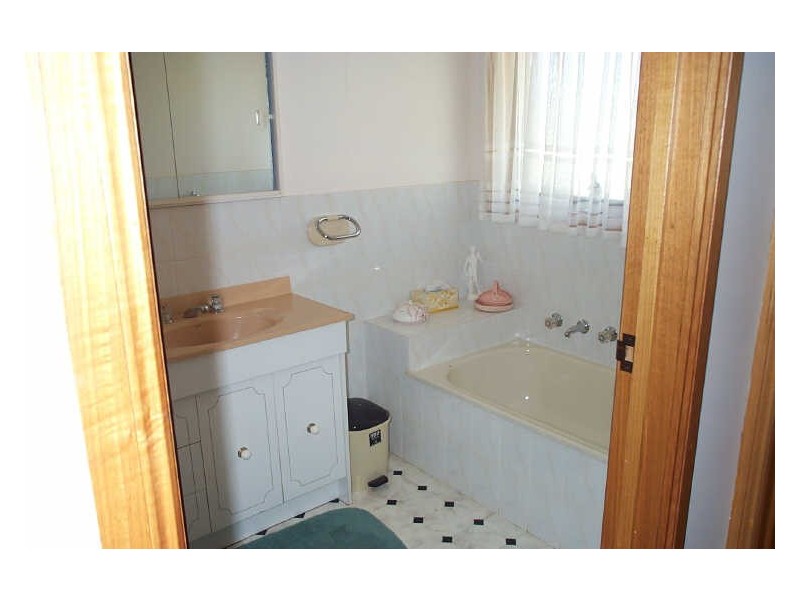 3/103 Splatt Street, Swan Hill VIC 3585