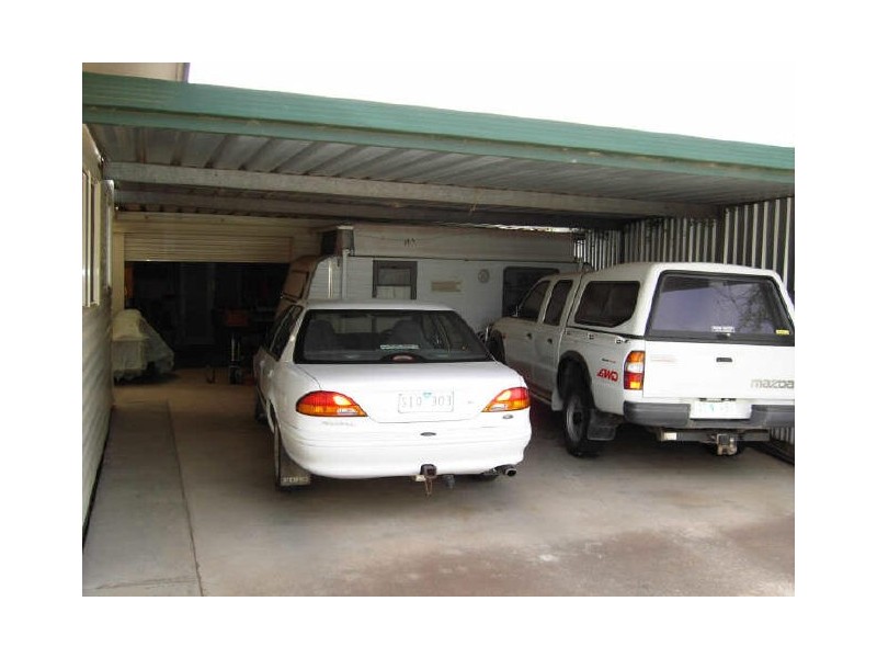 Swan Hill VIC 3585