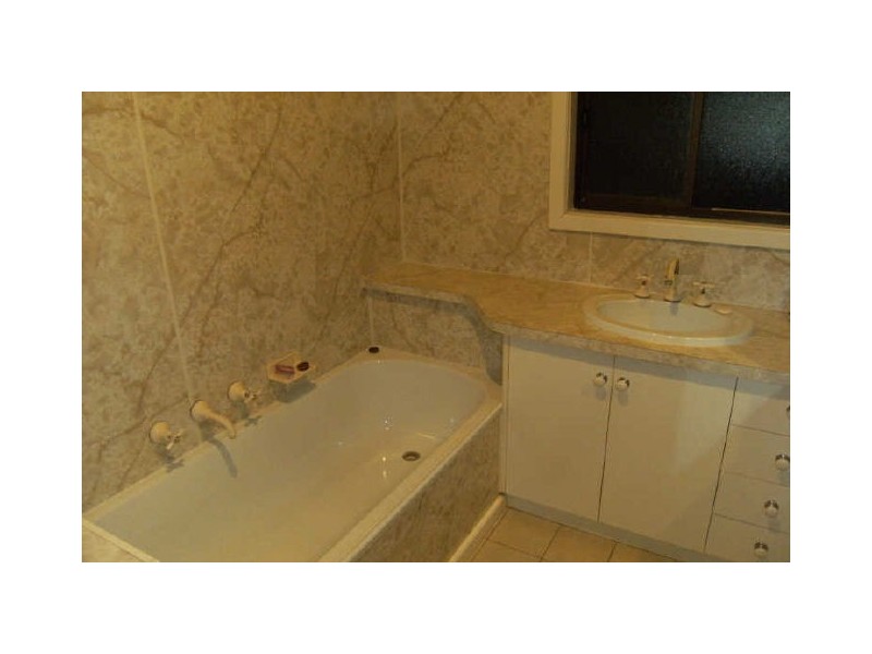 35 Marraboor Street, Swan Hill VIC 3585