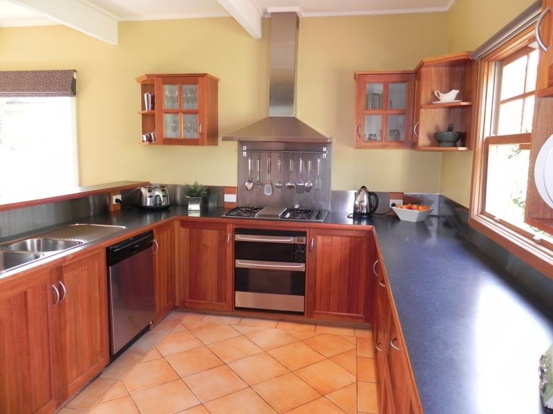 7 Kimberley Avenue, Swan Hill VIC 3585