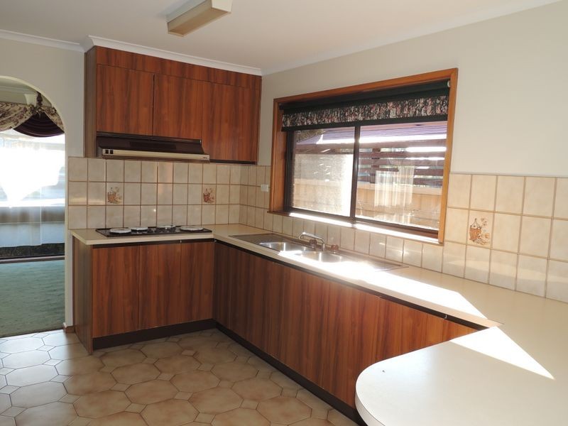 10 Wilkins Grove, Swan Hill VIC 3585