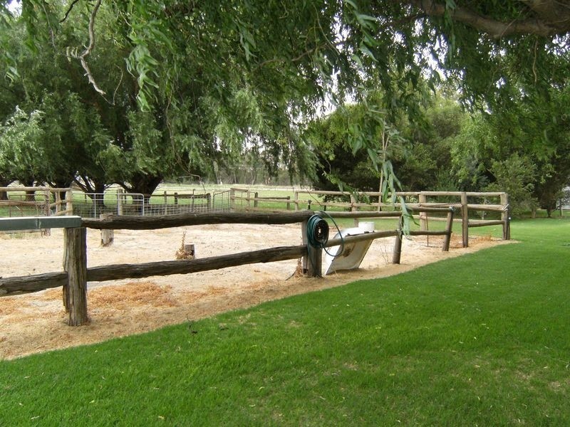 113 River Road, Swan Hill VIC 3585