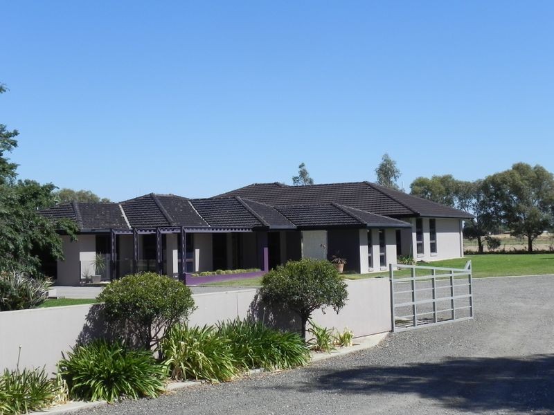 36 Bombardieri Lane, Swan Hill VIC 3585