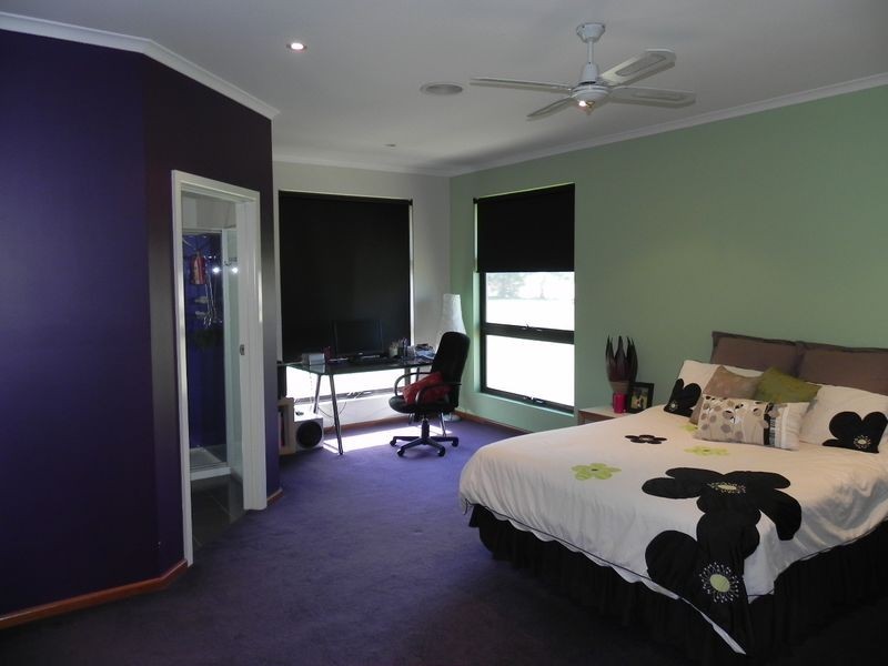 36 Bombardieri Lane, Swan Hill VIC 3585