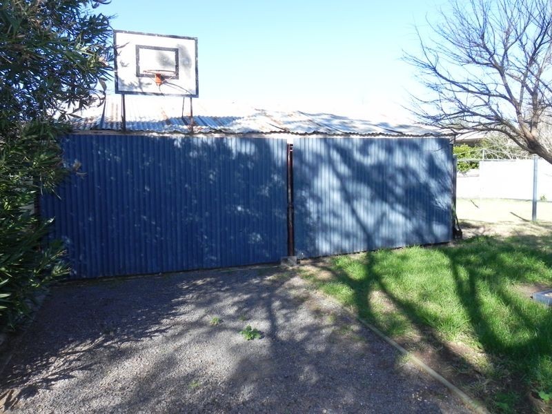 33 Wattie Street, Swan Hill VIC 3585