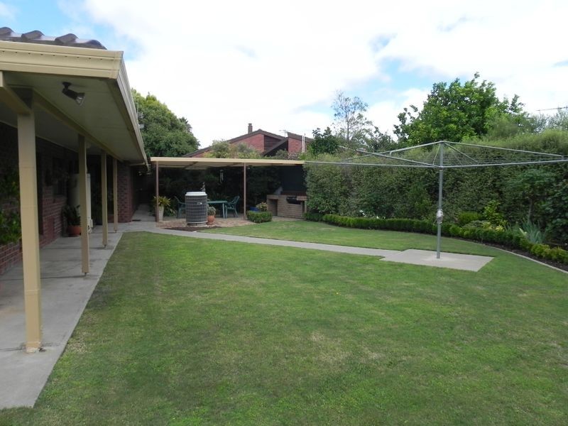 4 Green Court, Swan Hill VIC 3585