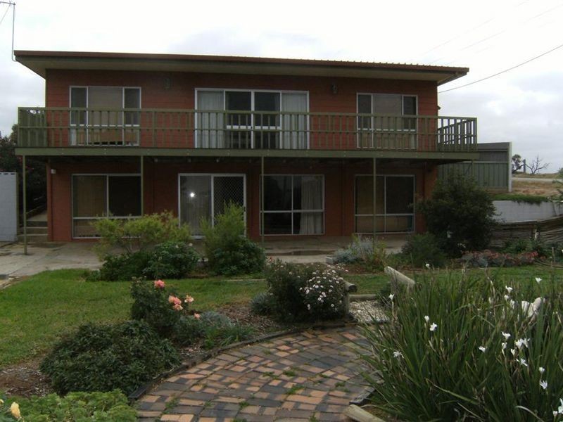 395 Lakeside Drive, Lake Boga VIC 3584