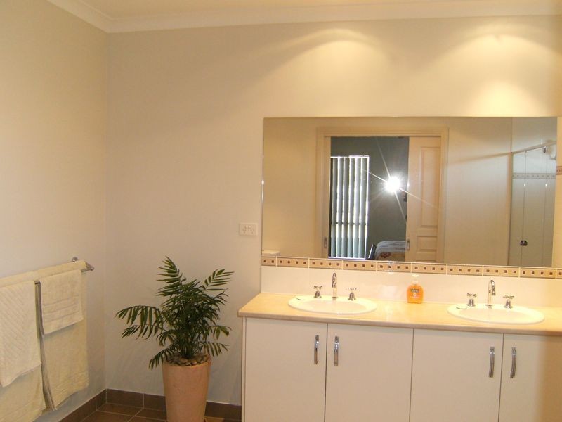 Swan Hill VIC 3585