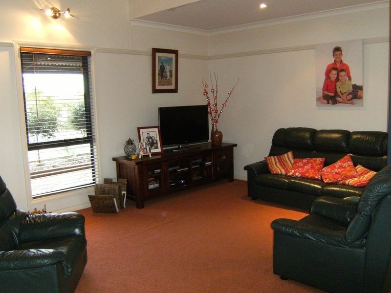 7 Kennon Court, Swan Hill VIC 3585