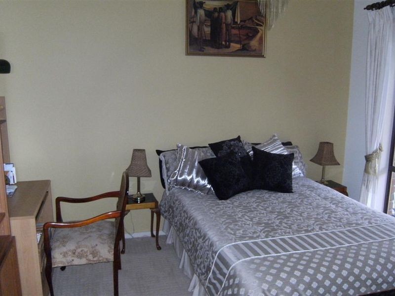 137 Lakeside Drive, Lake Boga VIC 3584