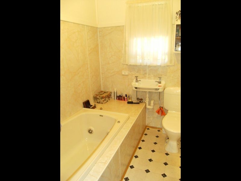 5 Mitchell Street, Swan Hill VIC 3585