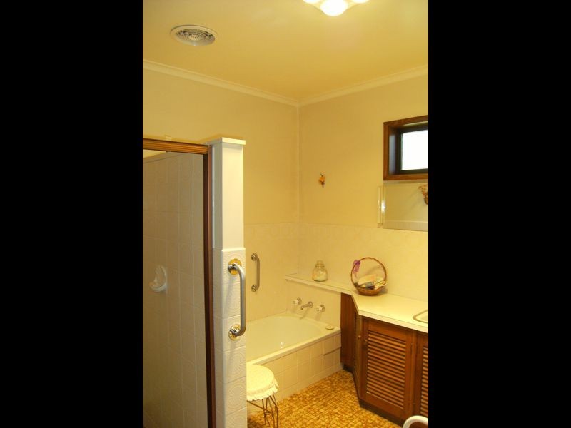 16 Werril Street, Swan Hill VIC 3585