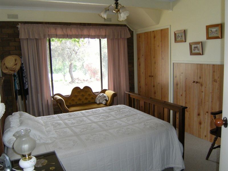 391 Lakeside Drive, Lake Boga VIC 3584