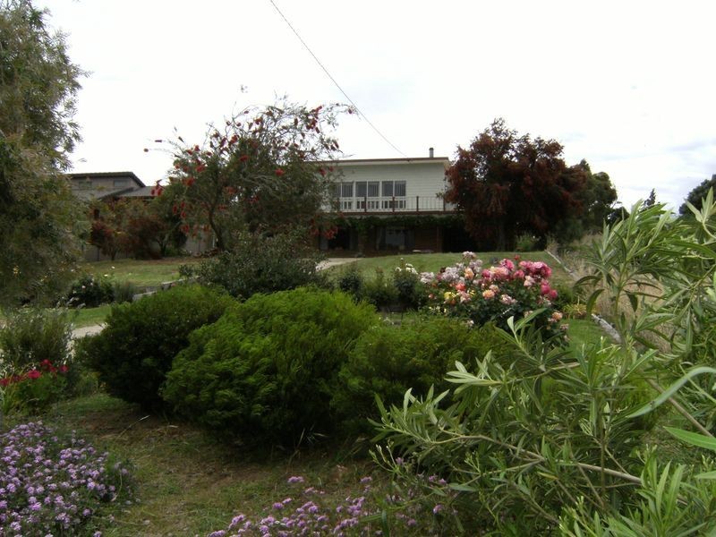 391 Lakeside Drive, Lake Boga VIC 3584