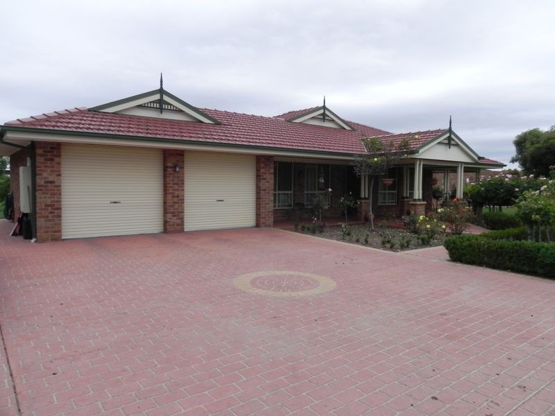 49 Butterworth Street, Swan Hill VIC 3585